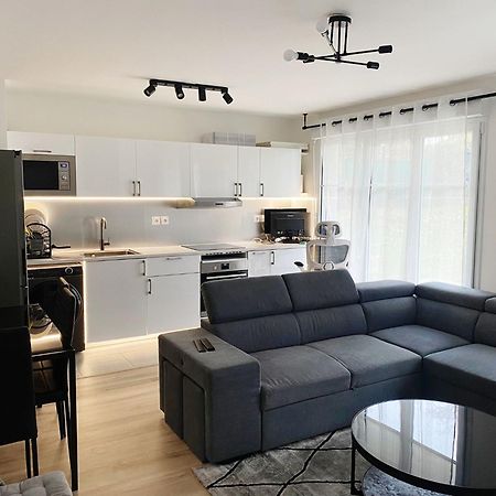 Le Chic De Villiers Sur Marne Apartment ภายนอก รูปภาพ
