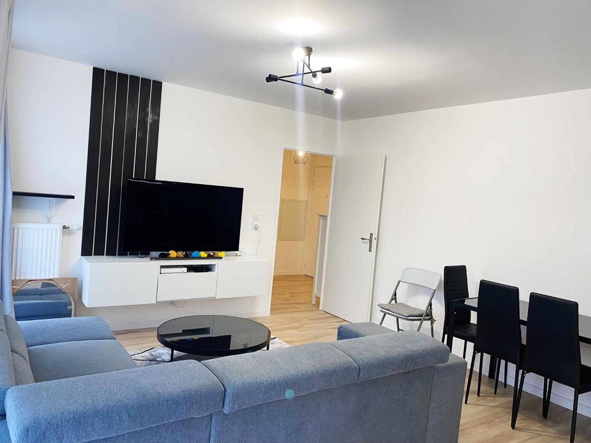 Le Chic De Villiers Sur Marne Apartment ภายนอก รูปภาพ